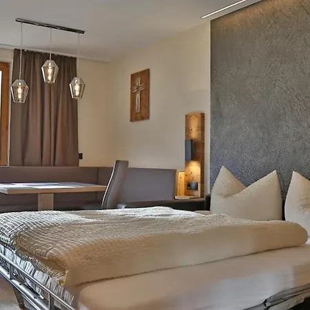 Haus Gerda Πανσιόν 3*